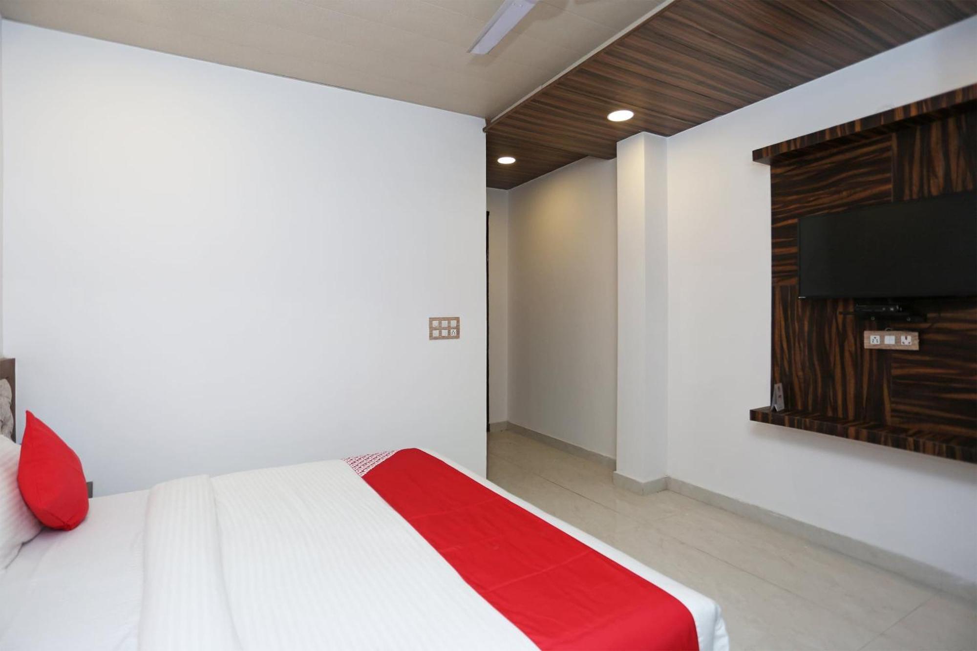 Hotel Rosewood Inn Rājpur Exterior foto